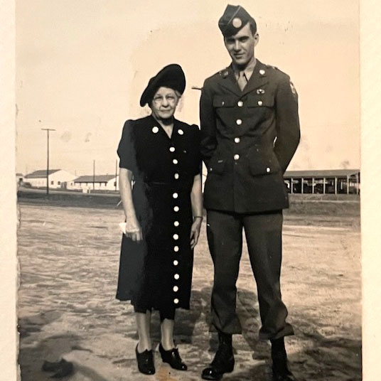 S/SGT Ralph Outcalt 511th Parachute Infantry 11th Airborne Division